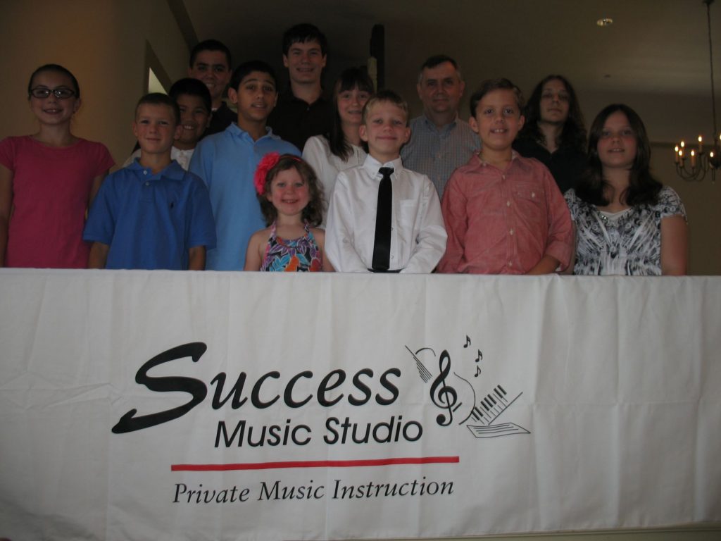Success Music Studio Showcase Photo Gallery - SMS-Recital-2012-Group-1-300dpi-4x6_IMG_1065pif1066_0C1__