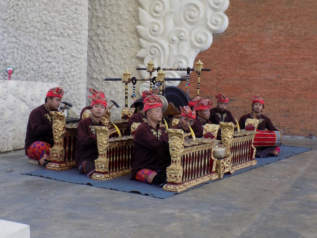 Harmony is Tone Color - Gamelan- Tips for Synthesizing an African Balafon Style Xylophone Sound