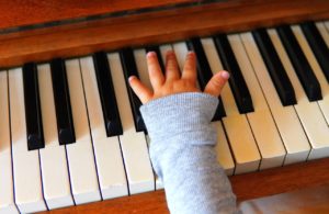 How to Color Code Musical Diagrams - Child Playing the Piano