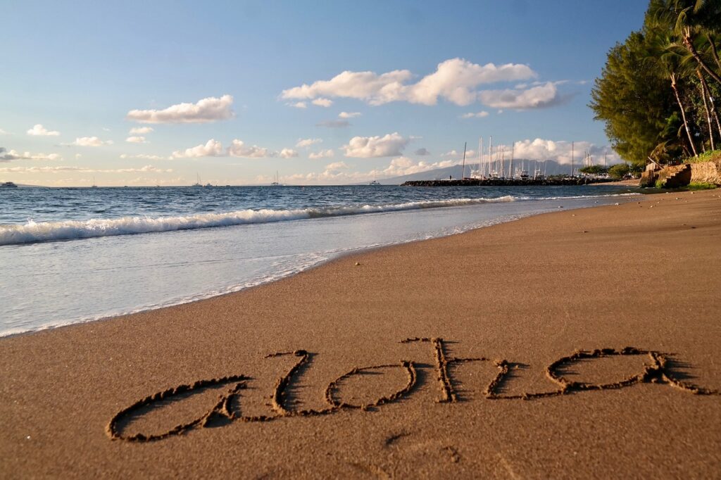 How to Tune C Wahine Like a Hawaiian - Aloha Written on a Beach