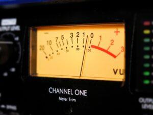 What Does Decibel Mean (In Less than 3 Minutes) - Audio Meter