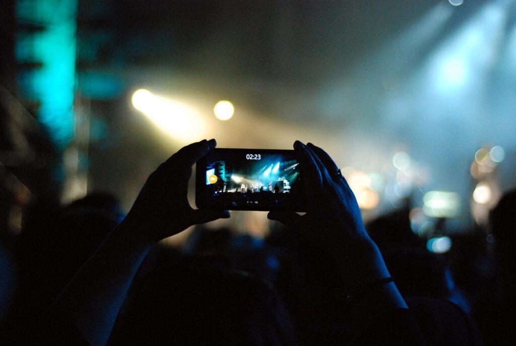 Why Do Some Singers Brazenly Lip Sync - Mobile Phone at Concert - How to Unlock the Secret of Writing Dance Songs