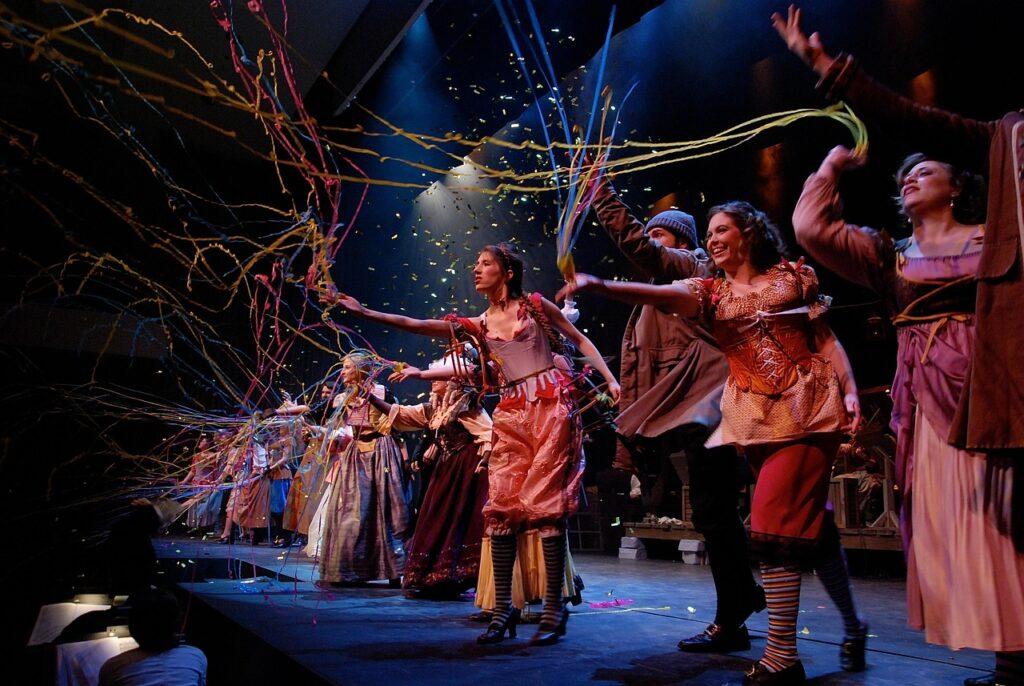 How to Sing Elegant Opera Arias - Opera Stage