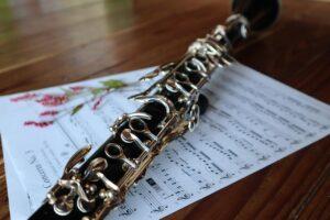 How to Play Your Clarinet in Tune - Clarinet and Sheet Music