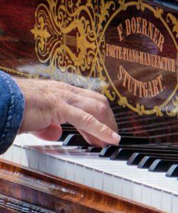 How to Build Cool Major Chords - Piano