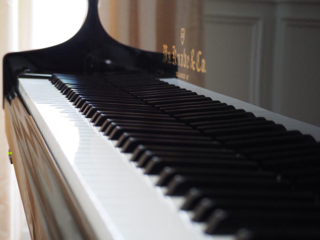 What Is the Alberti Bass Pattern - Piano
