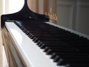 What Is the Alberti Bass Pattern - Piano