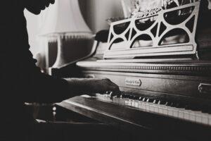 How to Build Evil Diminished Chords - Pianist