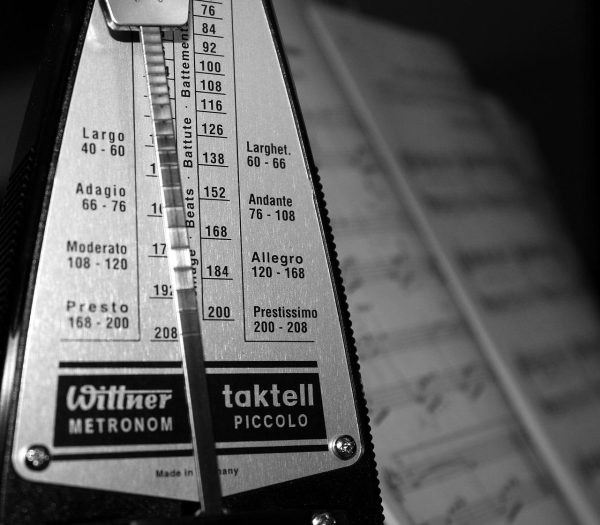 The 5 Best Effortlessly Easy Metronome Practice Tips - Metronome Face - How to Play Musical Tempos from Adagio to Allegro